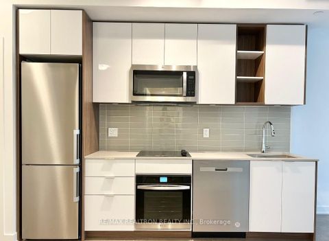 Photo 4 at 1220 - 543 Richmond Street W, Waterfront Communities C1, Toronto