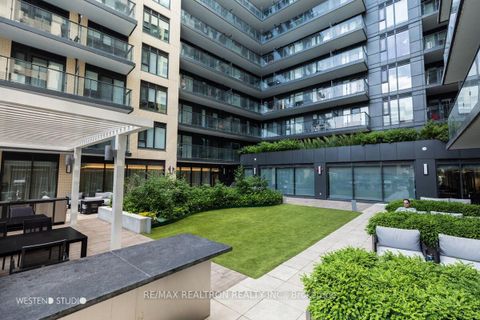 Photo 9 at 1220 - 543 Richmond Street W, Waterfront Communities C1, Toronto