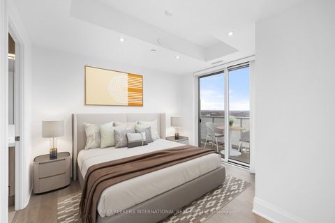 Photo 11 at 2802 - 101 Erskine Avenue, Mount Pleasant West, Toronto