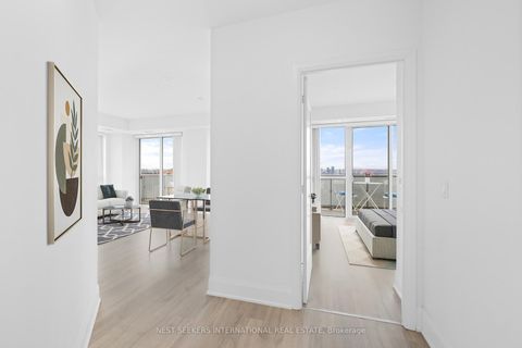 Photo 15 at 2802 - 101 Erskine Avenue, Mount Pleasant West, Toronto