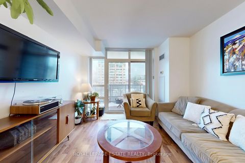 Photo 11 at 204 - 3 Michael Power Place, City Centre West, Toronto