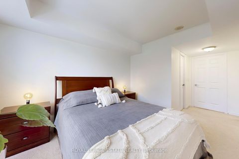 Photo 22 at 204 - 3 Michael Power Place, City Centre West, Toronto