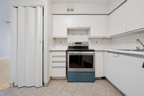 Photo 6 at 1004 - 260 Queens Quay W, Waterfront Communities C1, Toronto