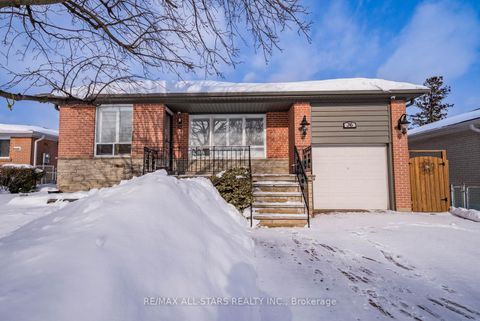 Photo 1 at 36 Midcroft Drive, Malvern West, Toronto