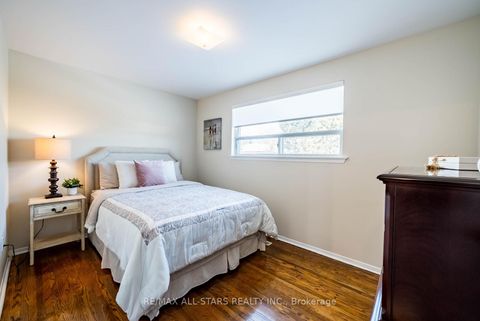 Photo 19 at 36 Midcroft Drive, Malvern West, Toronto