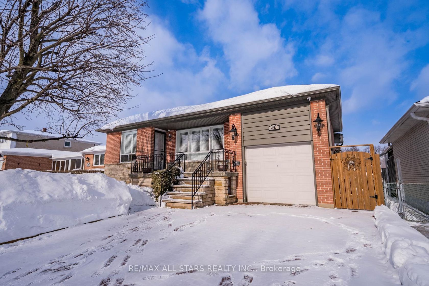 36 Midcroft Drive, Malvern West, Toronto 