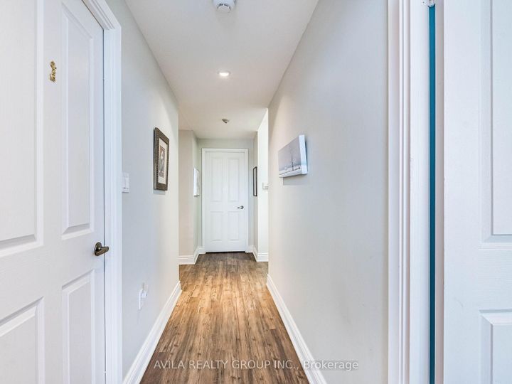 Photo 4 at 408 - 2199 Sixth Line, RO River Oaks, Oakville