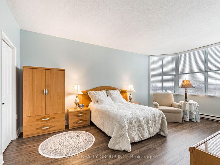 Photo 29 at 408 - 2199 Sixth Line, RO River Oaks, Oakville