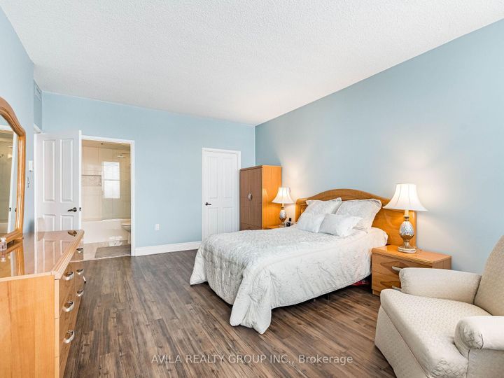 Photo 32 at 408 - 2199 Sixth Line, RO River Oaks, Oakville