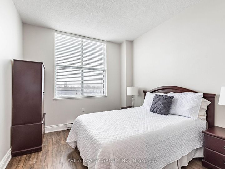 Photo 38 at 408 - 2199 Sixth Line, RO River Oaks, Oakville