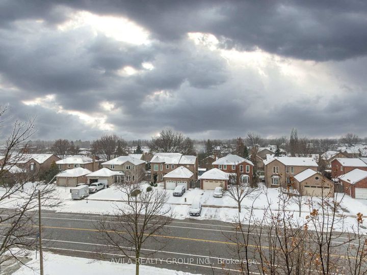 Photo 42 at 408 - 2199 Sixth Line, RO River Oaks, Oakville