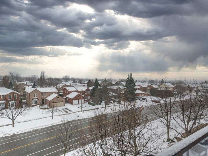 Photo 44 at 408 - 2199 Sixth Line, RO River Oaks, Oakville