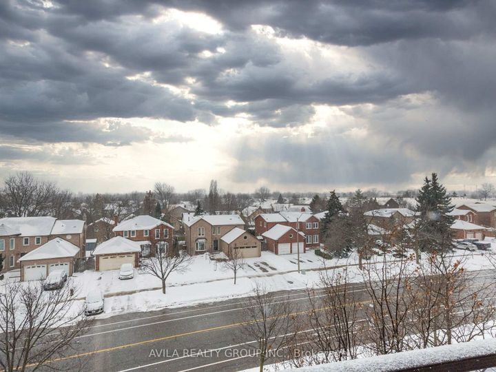 Photo 45 at 408 - 2199 Sixth Line, RO River Oaks, Oakville