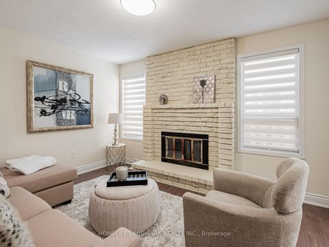 Photo 2 at 36 Greenbelt Crescent, North Richvale, Richmond Hill