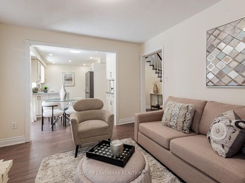 Photo 4 at 36 Greenbelt Crescent, North Richvale, Richmond Hill