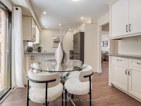 Photo 5 at 36 Greenbelt Crescent, North Richvale, Richmond Hill