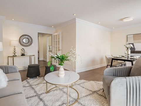 Photo 13 at 36 Greenbelt Crescent, North Richvale, Richmond Hill