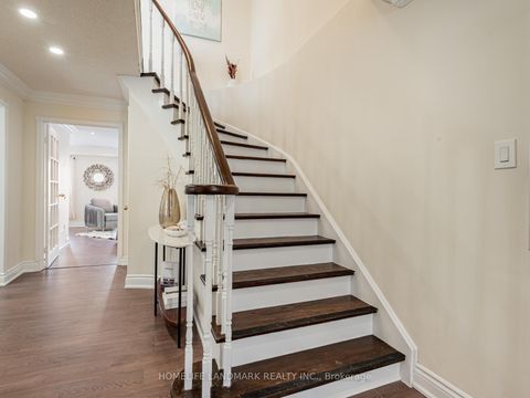 Photo 18 at 36 Greenbelt Crescent, North Richvale, Richmond Hill