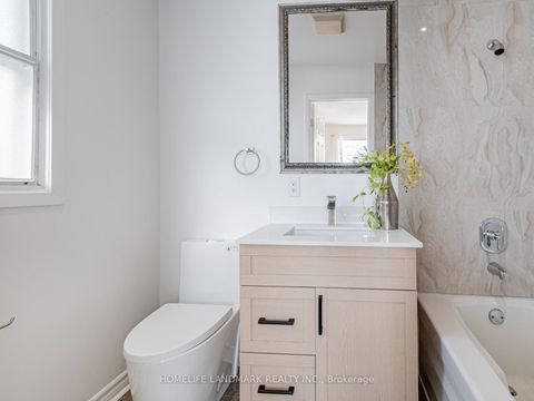 Photo 19 at 36 Greenbelt Crescent, North Richvale, Richmond Hill