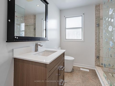 Photo 22 at 36 Greenbelt Crescent, North Richvale, Richmond Hill