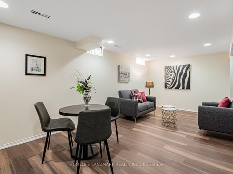 Photo 24 at 36 Greenbelt Crescent, North Richvale, Richmond Hill