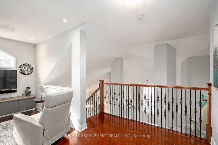 Photo 18 at 4304 Taywood Drive, Rose, Burlington