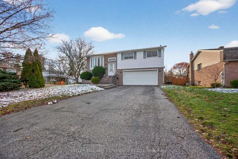 Photo 1 at 19 Debra Crescent, Allandale Heights, Barrie