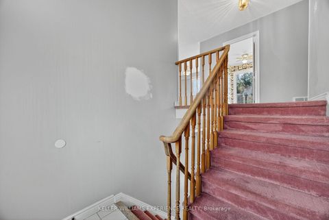 Photo 4 at 19 Debra Crescent, Allandale Heights, Barrie