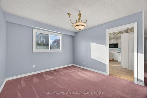 Photo 14 at 19 Debra Crescent, Allandale Heights, Barrie