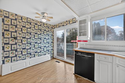 Photo 22 at 19 Debra Crescent, Allandale Heights, Barrie