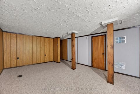 Photo 43 at 19 Debra Crescent, Allandale Heights, Barrie