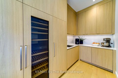 Photo 11 at 18 Raintree Court, Rural Clearview, Clearview