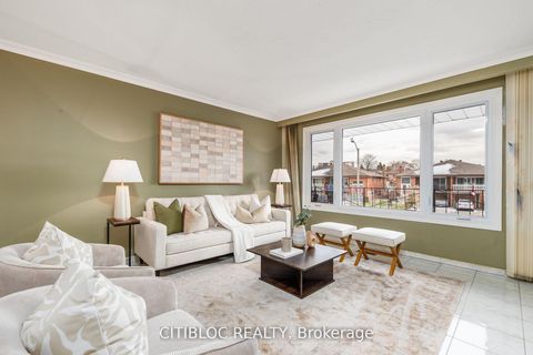 Photo 11 at 62 Paradelle Crescent, Jane Heights, Toronto