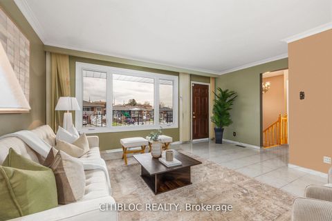 Photo 13 at 62 Paradelle Crescent, Jane Heights, Toronto