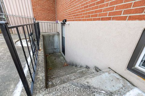 Photo 33 at 62 Paradelle Crescent, Jane Heights, Toronto