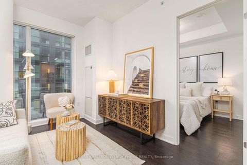 Photo 5 at 4608 - 125 Blue Jays Way Street, Waterfront Communities C1, Toronto