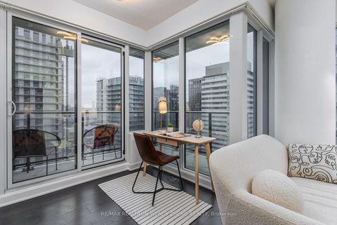 Photo 7 at 4608 - 125 Blue Jays Way Street, Waterfront Communities C1, Toronto