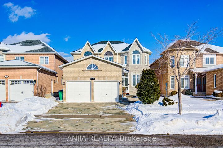 Photo 0 at 3435 Grand Park Drive, Fairview, Mississauga