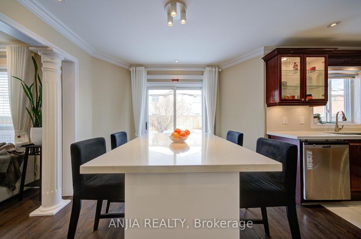 Photo 17 at 3435 Grand Park Drive, Fairview, Mississauga