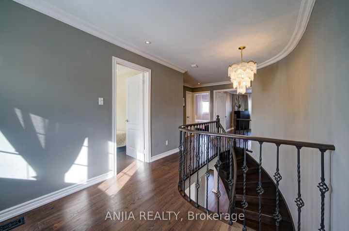 Photo 21 at 3435 Grand Park Drive, Fairview, Mississauga