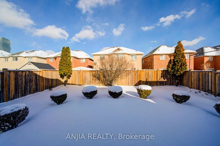 Photo 37 at 3435 Grand Park Drive, Fairview, Mississauga