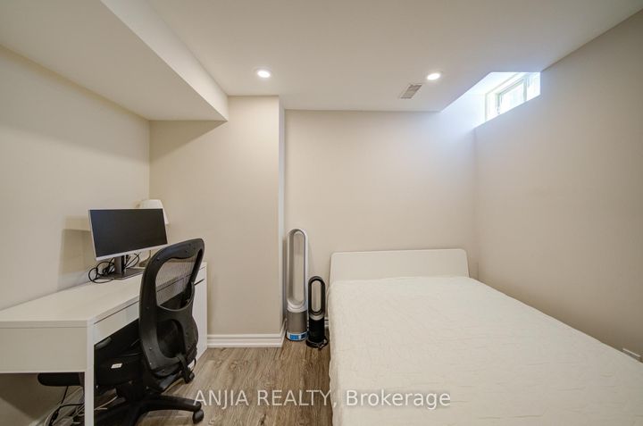 Photo 48 at 3435 Grand Park Drive, Fairview, Mississauga