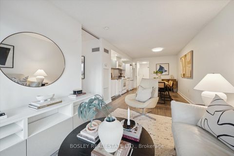 Photo 4 at 521 - 4K Spadina Avenue, Waterfront Communities C1, Toronto