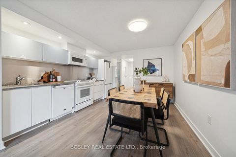 Photo 9 at 521 - 4K Spadina Avenue, Waterfront Communities C1, Toronto