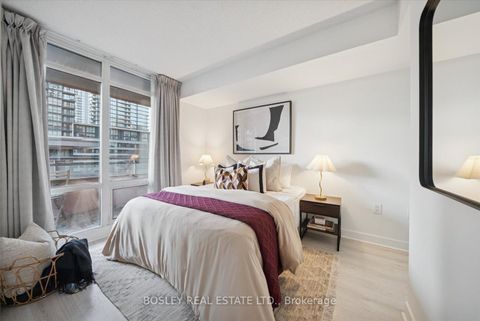 Photo 10 at 521 - 4K Spadina Avenue, Waterfront Communities C1, Toronto