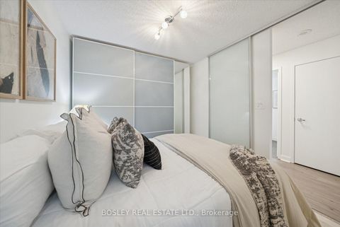 Photo 16 at 521 - 4K Spadina Avenue, Waterfront Communities C1, Toronto