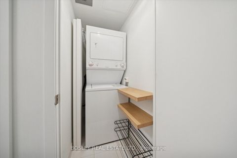 Photo 19 at 521 - 4K Spadina Avenue, Waterfront Communities C1, Toronto