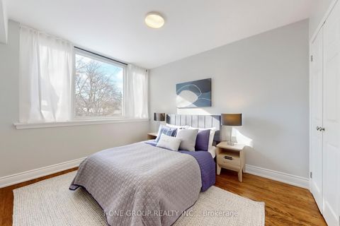 Photo 18 at 26 Balaby Crescent, Don Mills, Toronto