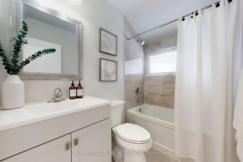 Photo 25 at 26 Balaby Crescent, Don Mills, Toronto