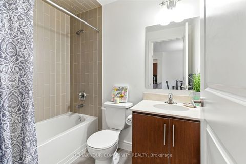 Photo 18 at 540 - 281 Woodbridge Avenue, West Woodbridge, Vaughan